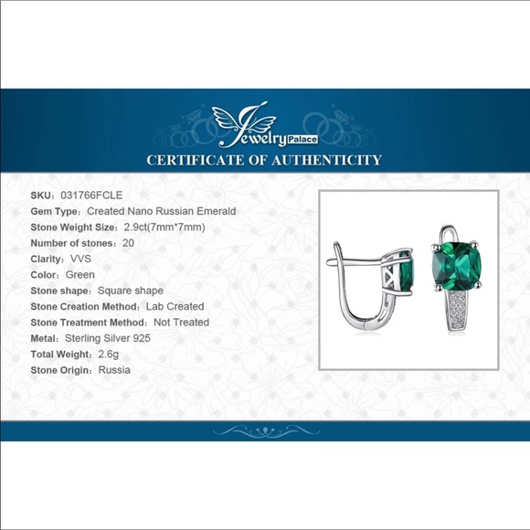 🌟 Emerald Silver Earrings - Picture 4 of 7
